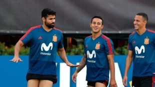 El Atlético venderá a Diego Costa y fichará a Rodrigo en enero... según OK Diario