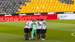 A la plantilla del Valencia: a la plantilla, sólo a ellos