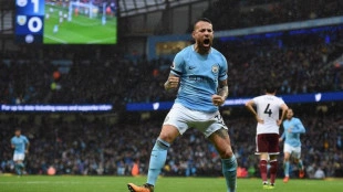 ¿El Valencia deba cambiar a Otamendi por Gabriel Paulista?