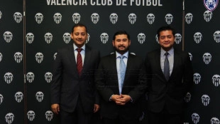 ¿Qué Valencia quiere hacer el Príncipe de Johor?