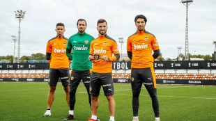 Los capitanes del Valencia, a escena