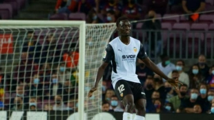 Jugadores del Valencia reforzados pese a la derrota