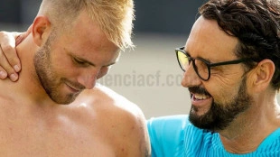 Uros Racic y Hélder Costa deben aumentar la calidad del Valencia
