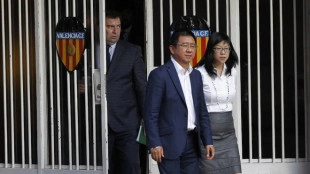 Peter Lim "ficha" dos pesados para terminar el Nuevo Mestalla