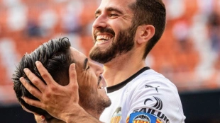 ¿Está negociando el Valencia con Soler y Gayà?