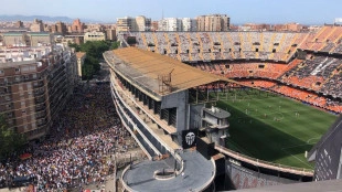 El Valencia pierde 70 millones, debemos fichar y nadie compra: ¿qué hacemos, señor Lim?