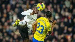 Si Ilaix Moriba quiere quedarse en el Valencia, y ser jugador profesional, debe mejorar, y mucho